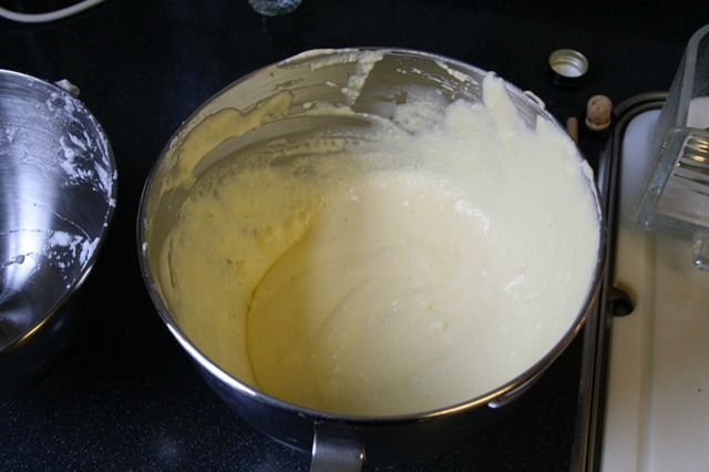 The result after carefully mixing the egg-whites and egg-yolk crème